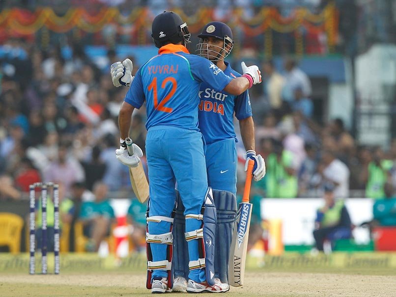 dhoni-yuvi